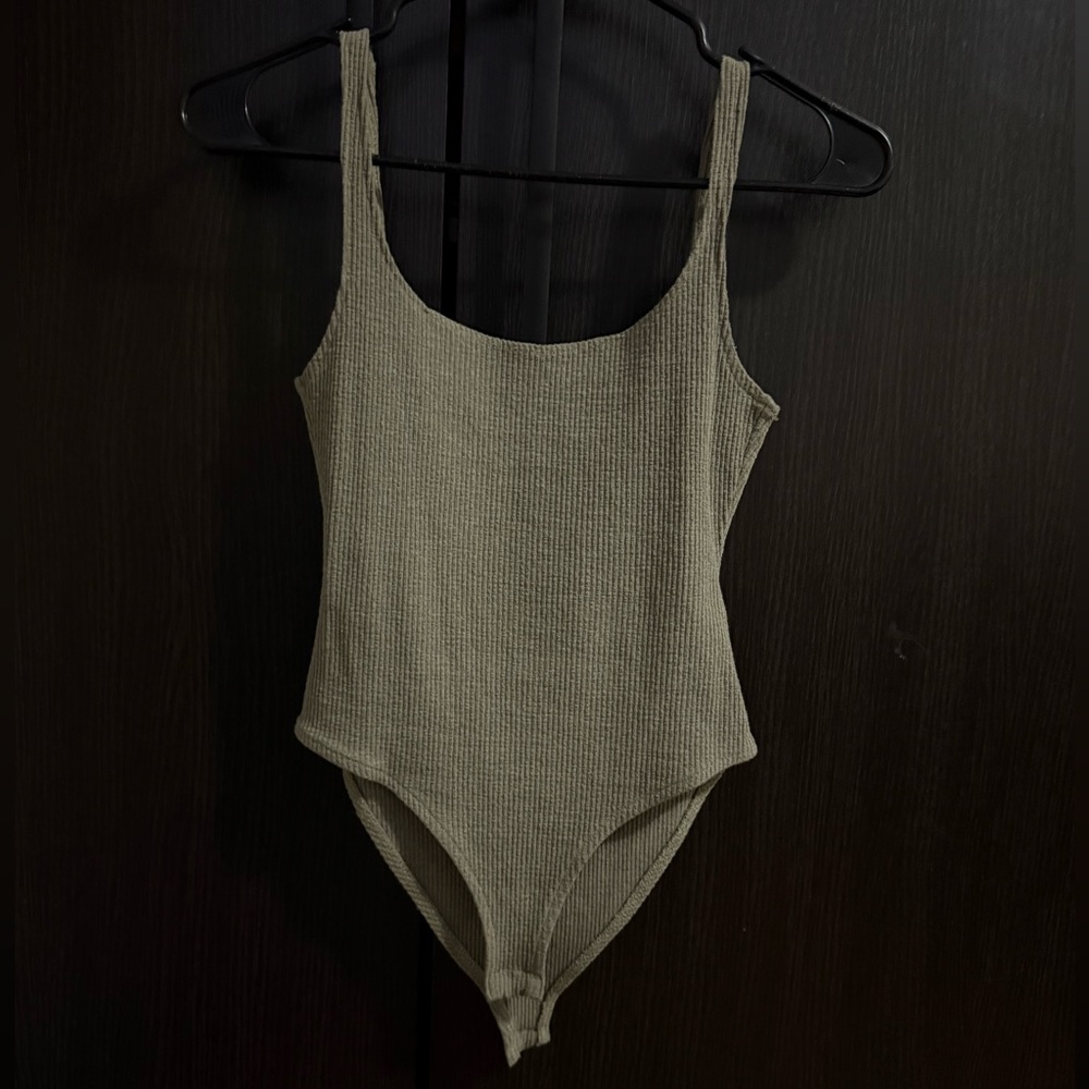 Zara - Olive Green Ribbed body suit and pant set